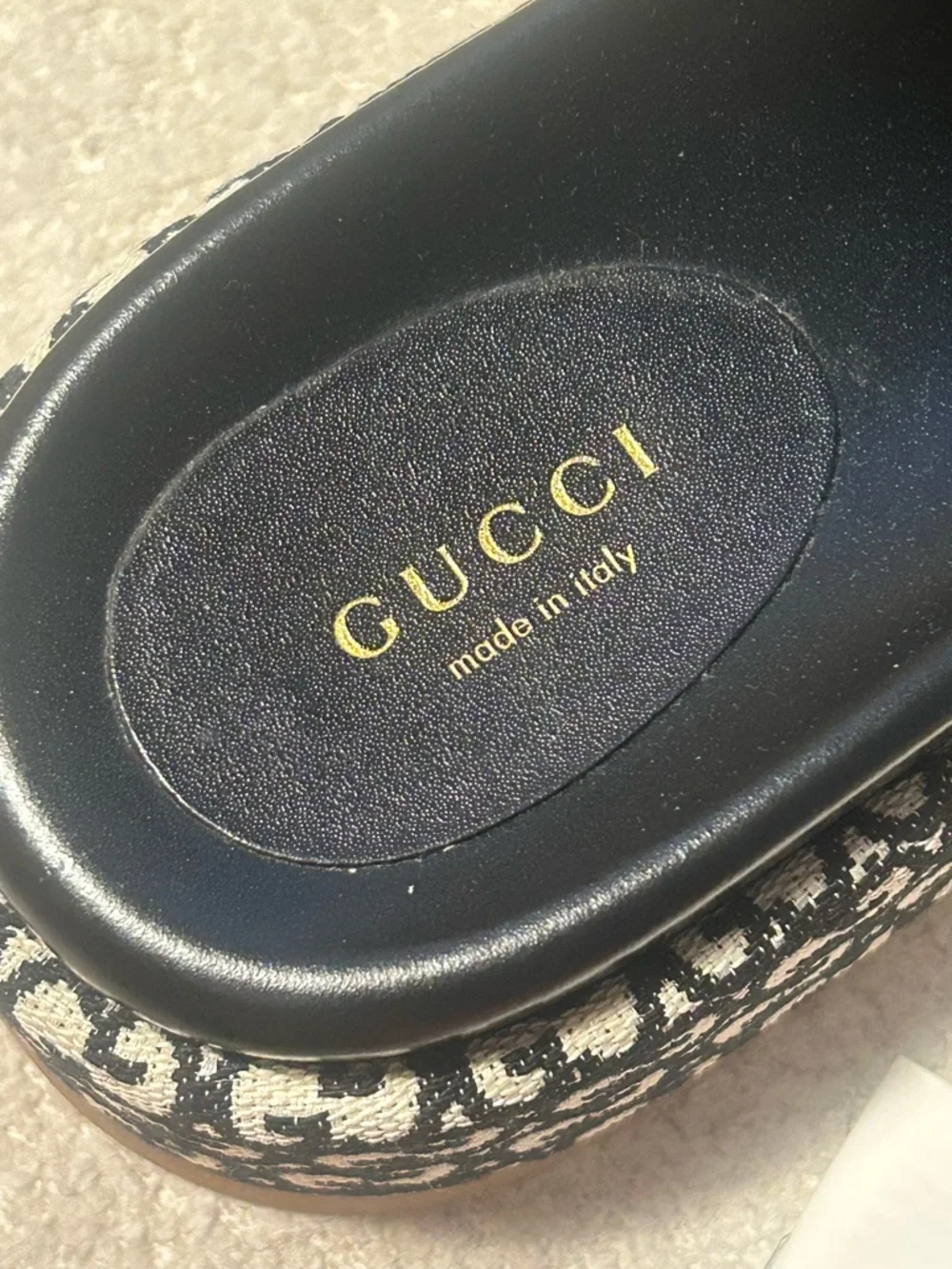 Gucci Black and White GG monogram Platform Slides current and priced to sell - Picture 10 of 11